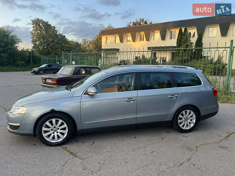 Універсал Volkswagen Passat 2008 в Харкові