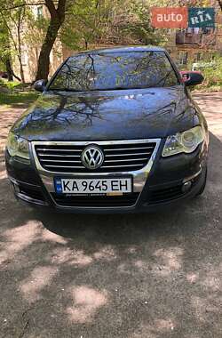 Седан Volkswagen Passat 2007 в Вышгороде