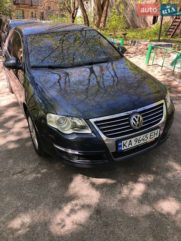 Седан Volkswagen Passat 2007 в Вышгороде