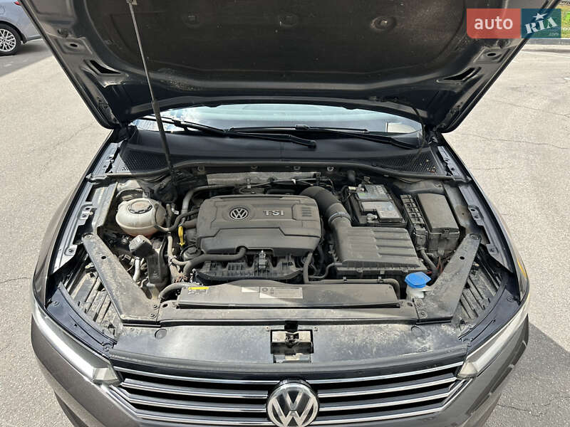 Седан Volkswagen Passat 2018 в Полтаве фото 24 Седан Volkswagen Passat 2018 в Полтаве