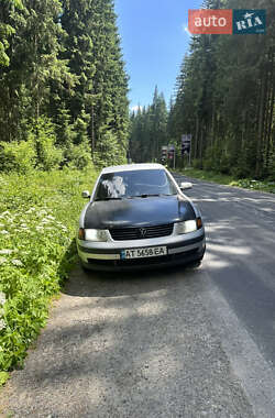 Седан Volkswagen Passat 2000 в Яремчі