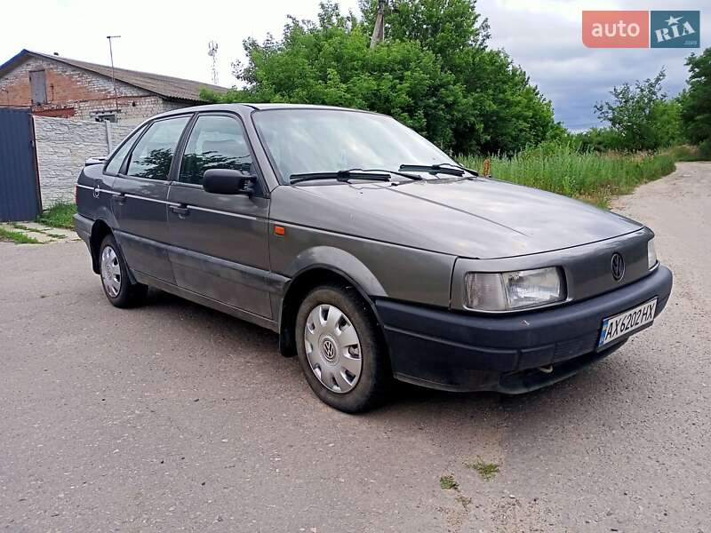 Volkswagen Passat 1993