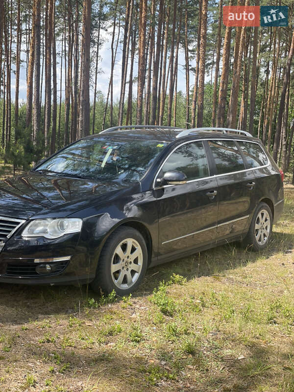 Універсал Volkswagen Passat 2009 в Луцьку