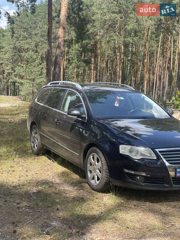 Універсал Volkswagen Passat 2009 в Луцьку