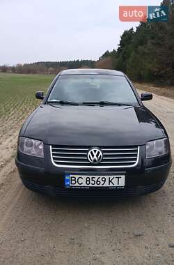 Седан Volkswagen Passat 2001 в 