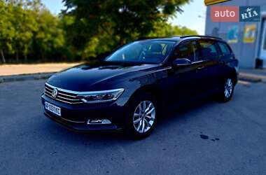 Універсал Volkswagen Passat 2018 в Запоріжжі
