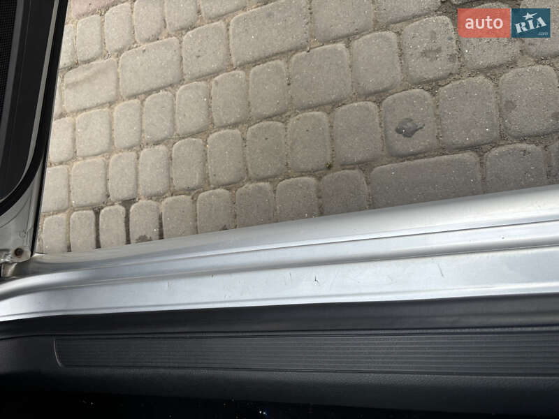Універсал Volkswagen Passat 2013 в Івано-Франківську