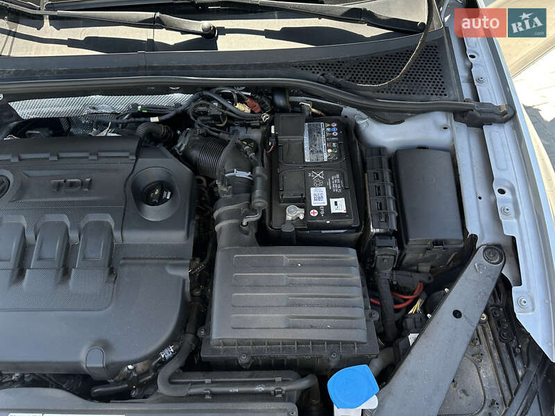 Универсал Volkswagen Passat 2018 в Дубно фото 43 Универсал Volkswagen Passat 2018 в Дубно