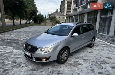 Універсал Volkswagen Passat 2010 в Чернівцях