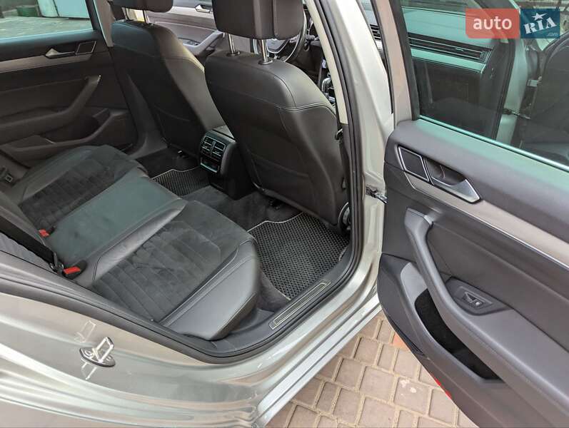 Универсал Volkswagen Passat 2017 в Вознесенске фото 16 Универсал Volkswagen Passat 2017 в Вознесенске