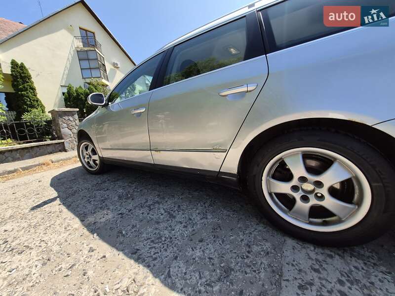 Универсал Volkswagen Passat 2006 в Ужгороде