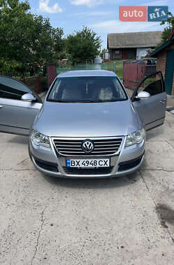 Седан Volkswagen Passat 2005 в Хмельницком