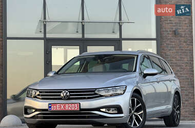 Універсал Volkswagen Passat 2021 в Тернополі