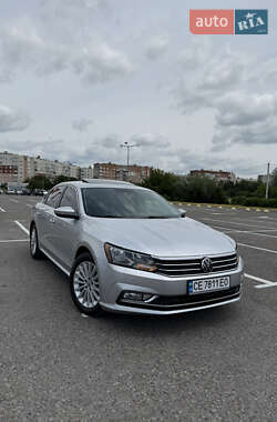 Седан Volkswagen Passat 2015 в Черновцах