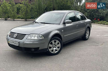 Седан Volkswagen Passat 2003 в Харкові