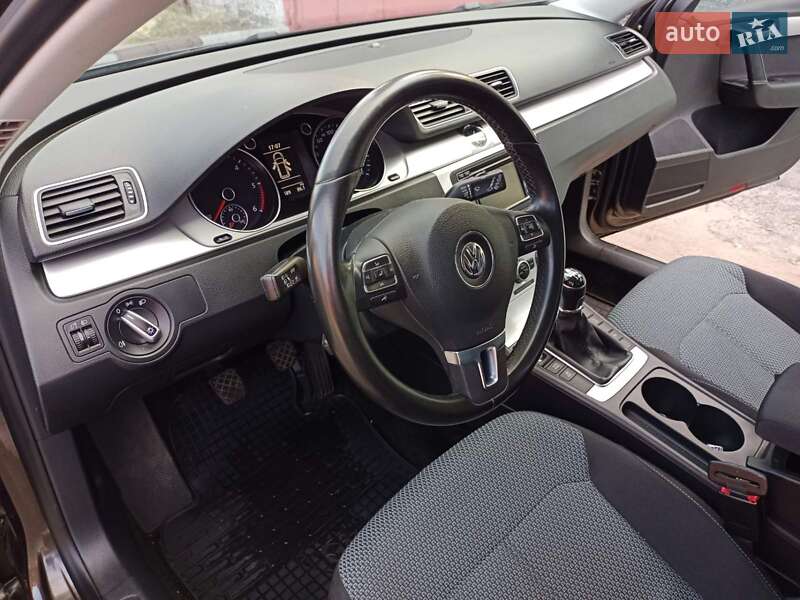 Універсал Volkswagen Passat 2012 в Білій Церкві