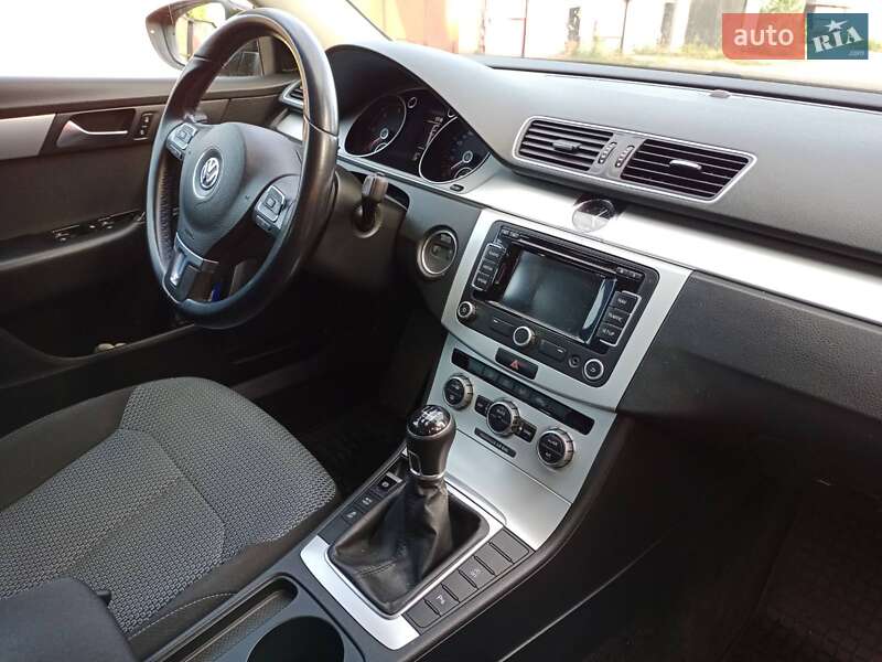 Універсал Volkswagen Passat 2012 в Білій Церкві