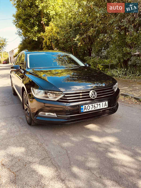 Универсал Volkswagen Passat 2016 в Ужгороде