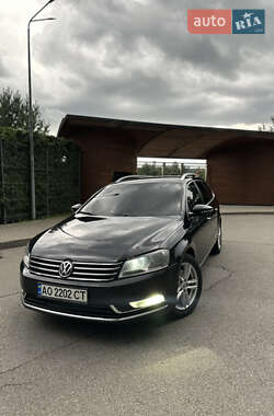 Универсал Volkswagen Passat 2011 в Киеве