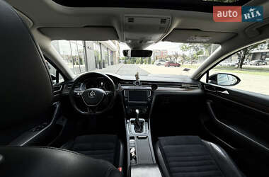 Універсал Volkswagen Passat 2015 в 