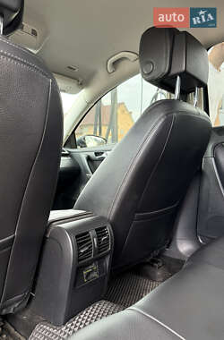 Седан Volkswagen Passat 2014 в Черновцах