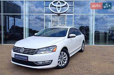 Седан Volkswagen Passat 2013 в Києві