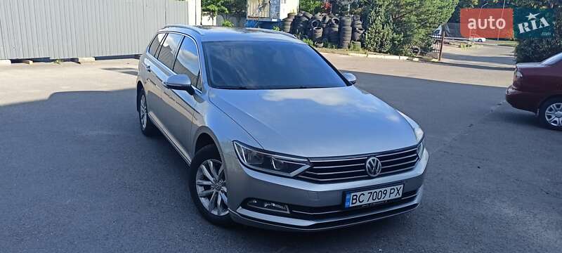 Універсал Volkswagen Passat 2015 в Львові