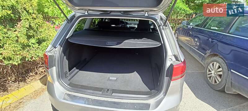 Універсал Volkswagen Passat 2015 в Львові