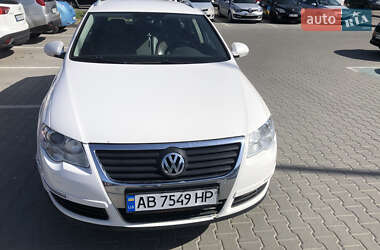Універсал Volkswagen Passat 2009 в Вінниці