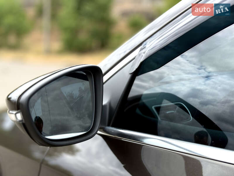 Седан Volkswagen Passat 2014 в Николаеве