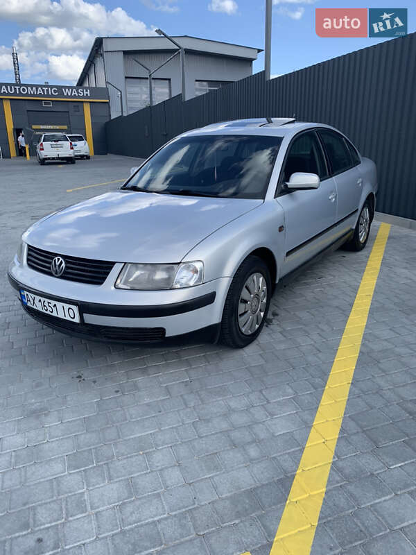 Volkswagen Passat 1998