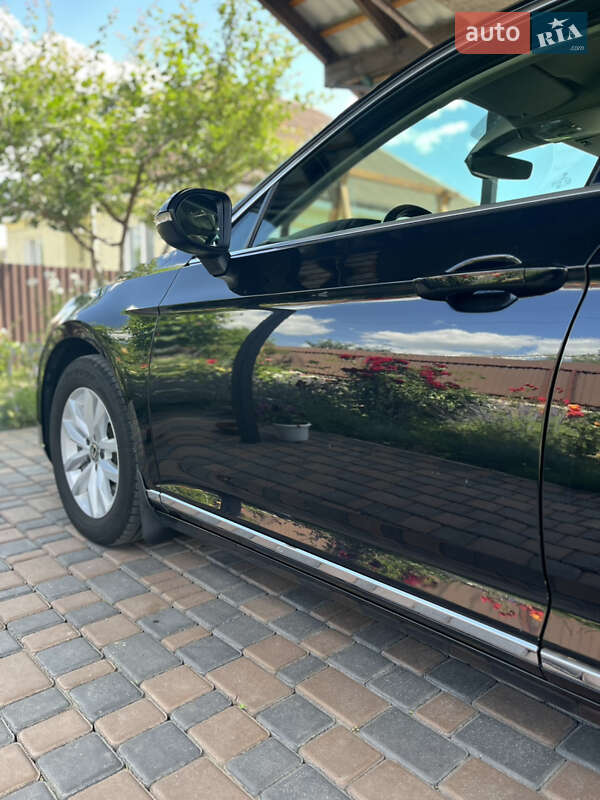 Универсал Volkswagen Passat 2020 в Смеле фото 10 Универсал Volkswagen Passat 2020 в Смеле