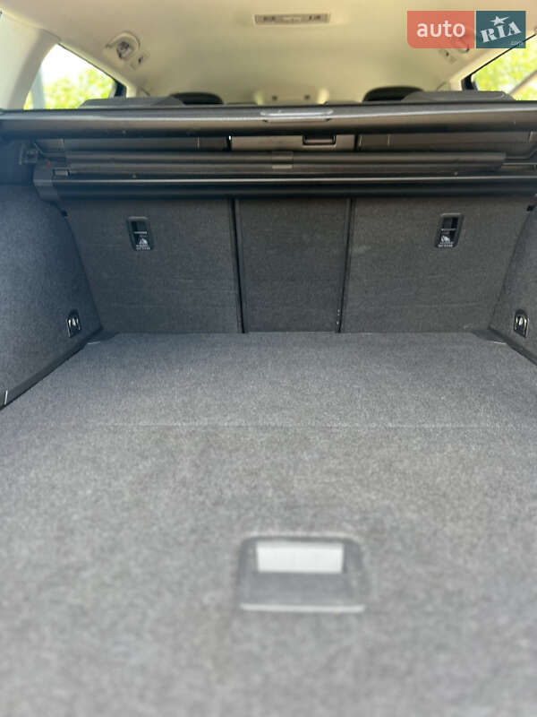 Универсал Volkswagen Passat 2020 в Смеле фото 35 Универсал Volkswagen Passat 2020 в Смеле