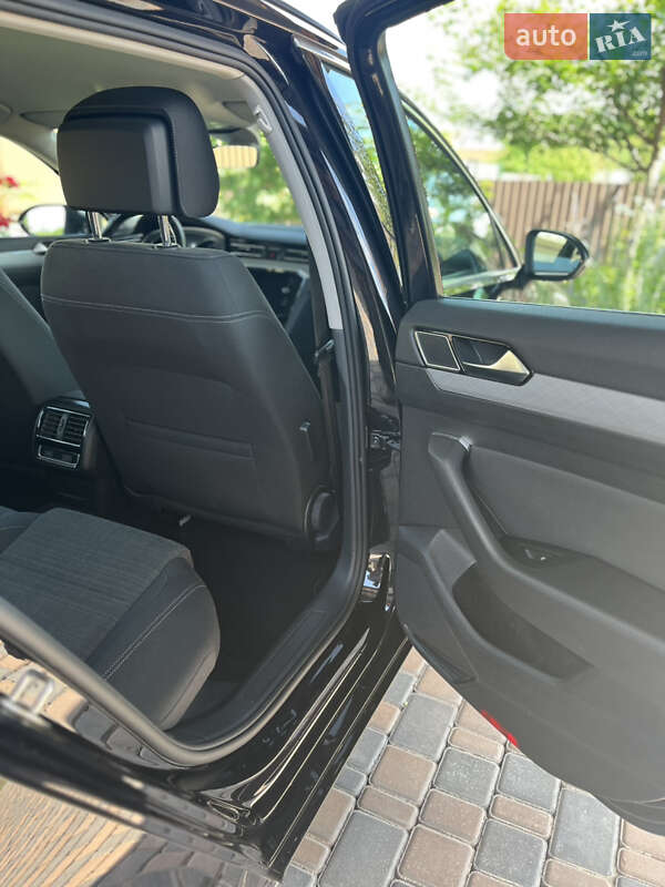 Универсал Volkswagen Passat 2020 в Смеле фото 33 Универсал Volkswagen Passat 2020 в Смеле