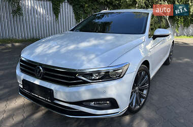 Універсал Volkswagen Passat 2022 в Луцьку