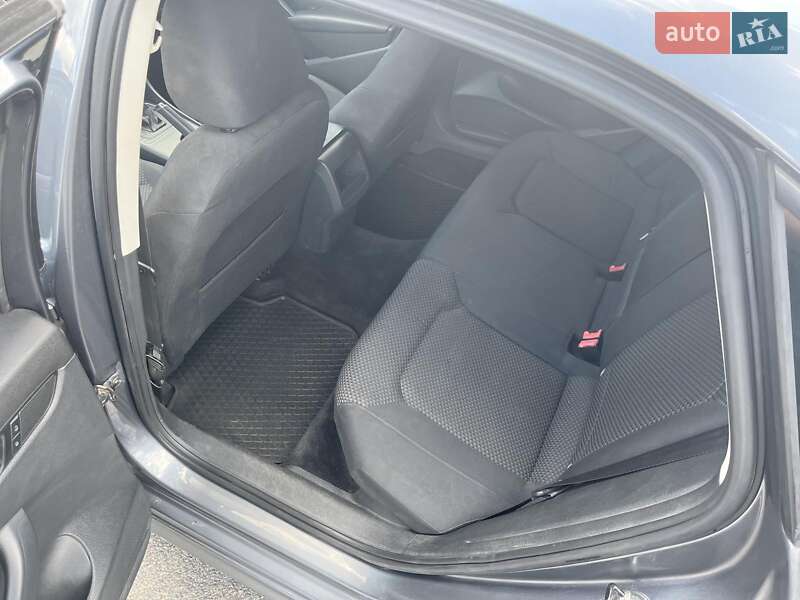 Седан Volkswagen Passat 2013 в Новомосковске фото 13 Седан Volkswagen Passat 2013 в Новомосковске