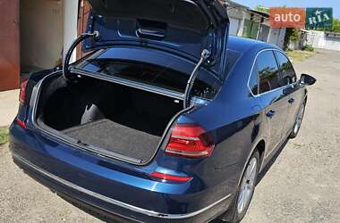 Седан Volkswagen Passat 2017 в Измаиле