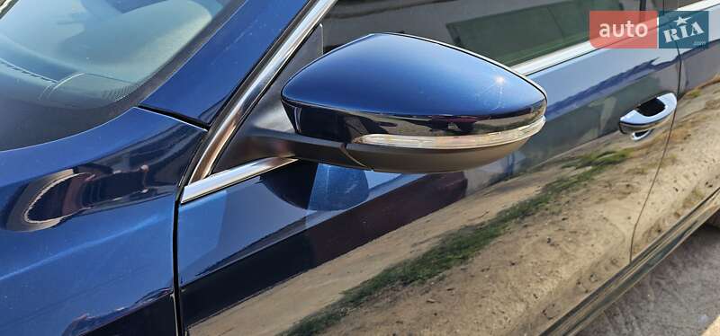 Седан Volkswagen Passat 2017 в Измаиле