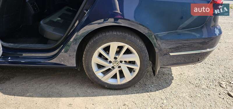 Седан Volkswagen Passat 2017 в Измаиле