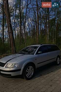 Универсал Volkswagen Passat 1999 в Луцке
