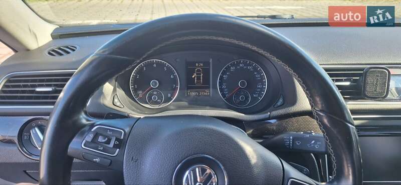 Седан Volkswagen Passat 2014 в Киеве фото 9 Седан Volkswagen Passat 2014 в Киеве