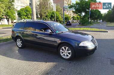 Універсал Volkswagen Passat 2005 в Івано-Франківську
