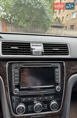 Седан Volkswagen Passat 2014 в 