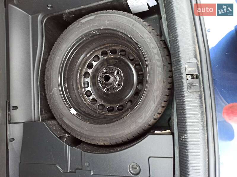 Универсал Volkswagen Passat 2014 в Тернополе