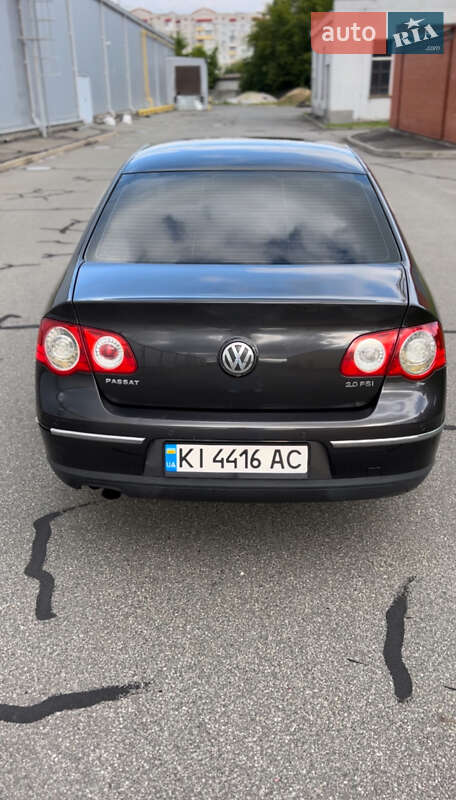 Седан Volkswagen Passat 2007 в Киеве