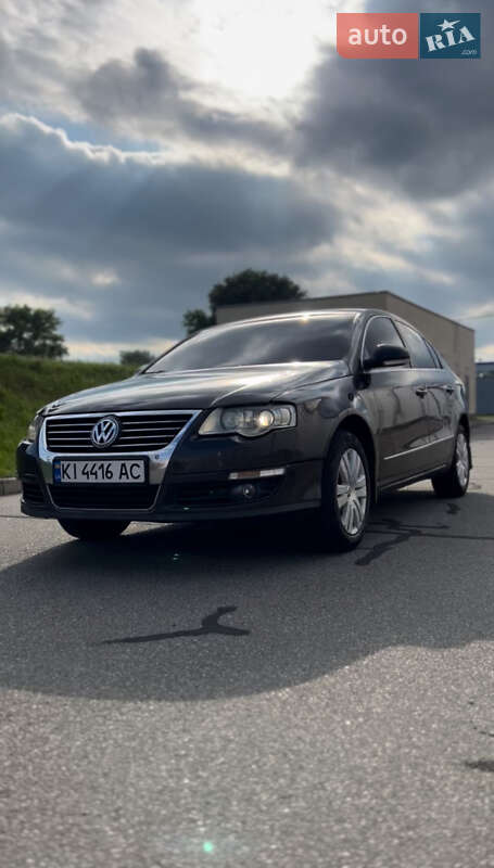 Седан Volkswagen Passat 2007 в Киеве