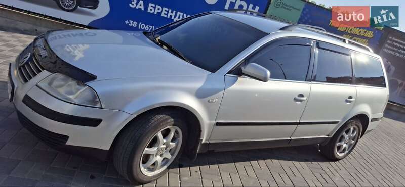 Седан Volkswagen Passat 2001 в Хмельницькому