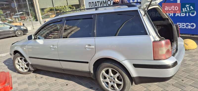 Седан Volkswagen Passat 2001 в Хмельницькому