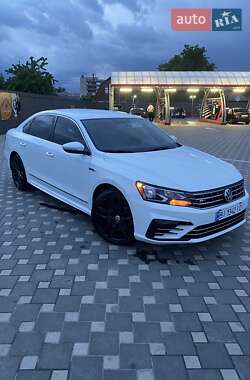 Седан Volkswagen Passat 2016 в Полтаві