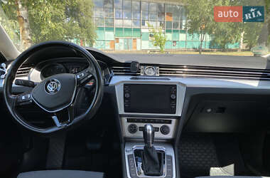 Универсал Volkswagen Passat 2017 в 